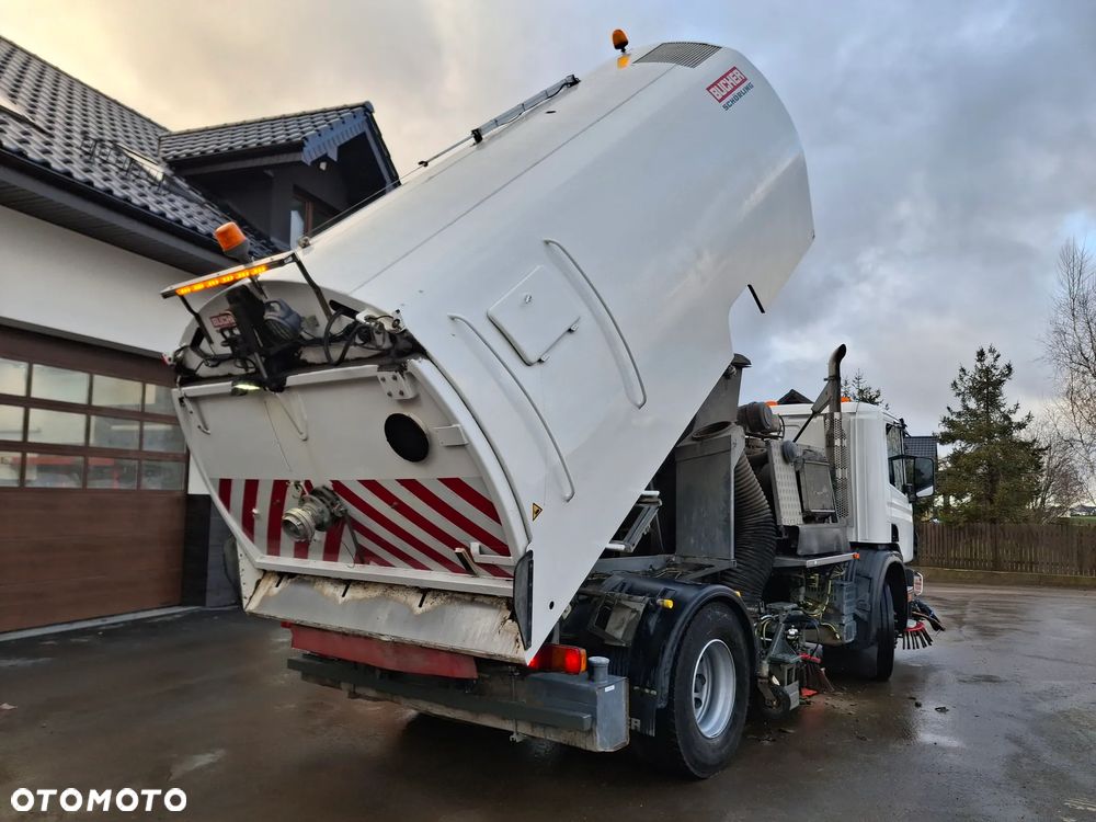 Scania 94G Zamiatarka Uliczna Bucher 2 Silniki Odchwaszczarka Szczotki L/R Specjalny - 18