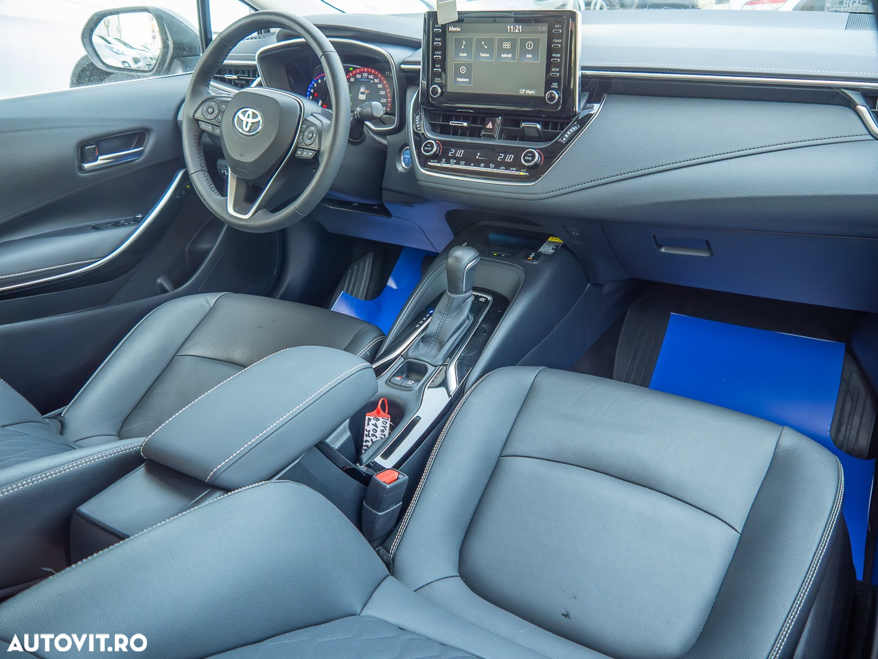 Toyota Corolla Sedan 1.8 HSD Exclusive Plus - 6