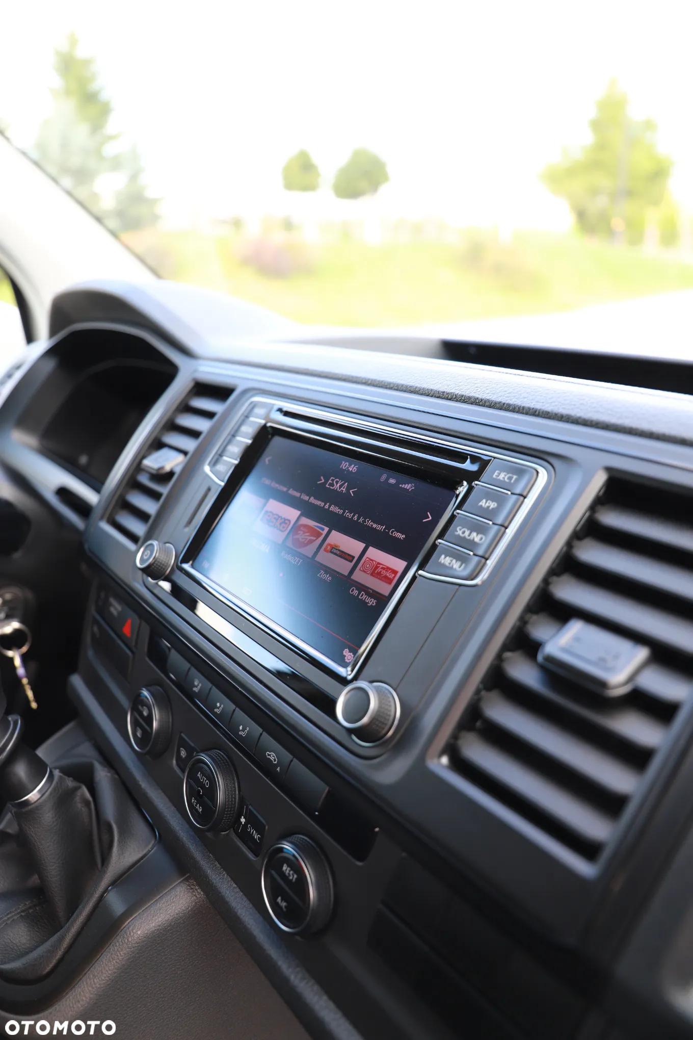 Volkswagen Caravelle 2.0 TDI L1 Comfortline - 13