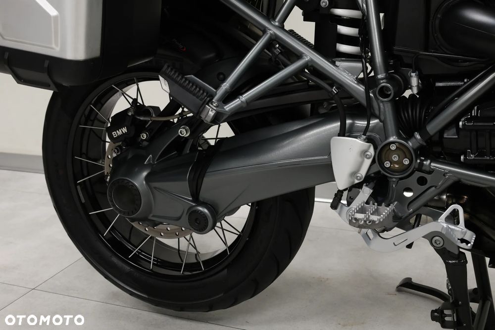 BMW R - 38