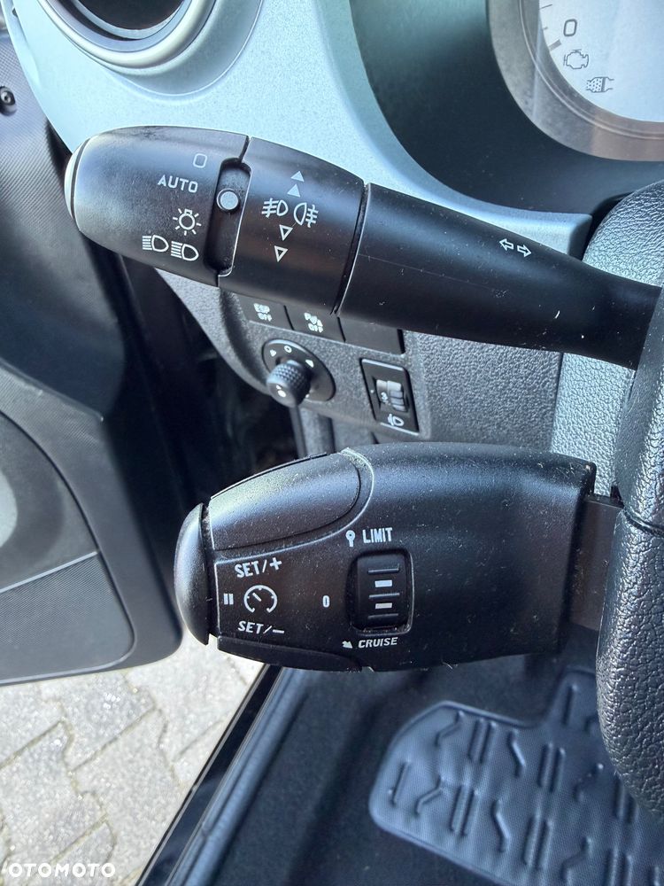 Citroën Berlingo 1.6 HDi Exclusive - 20