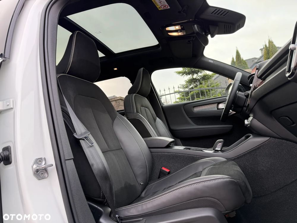 Volvo XC 40 Recharge 82 kWh Twin Motor Ultimate - 1