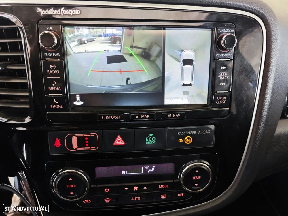 Mitsubishi Outlander - 58