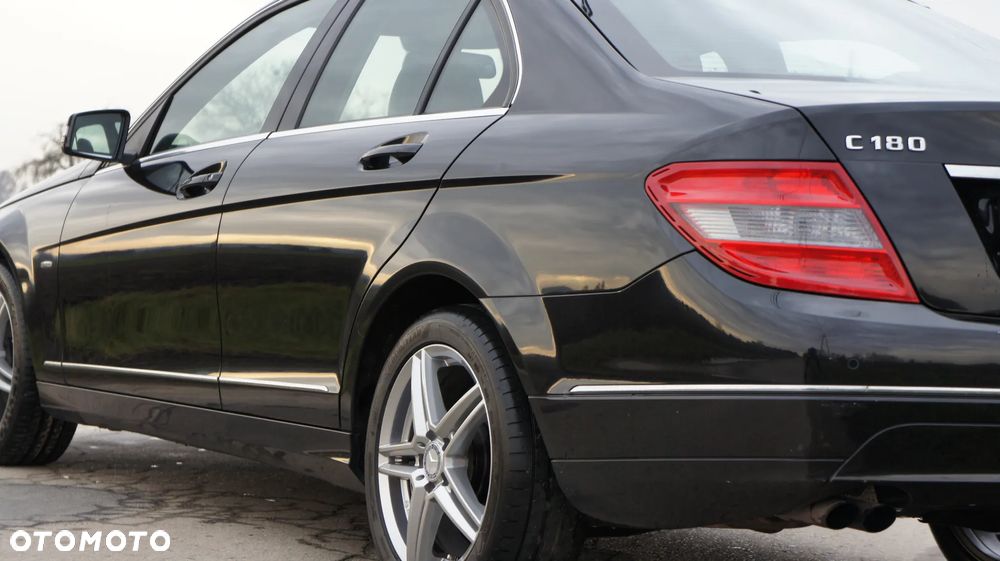 Mercedes-Benz Klasa C 180 Kompressor BlueEFFICIENCY - 7