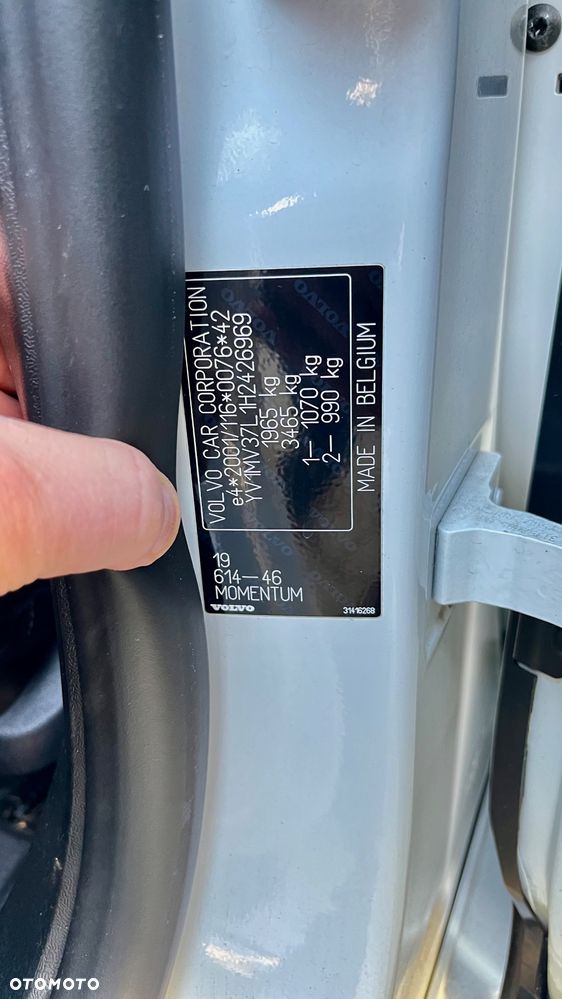 Volvo V40 T3 Momentum - 11