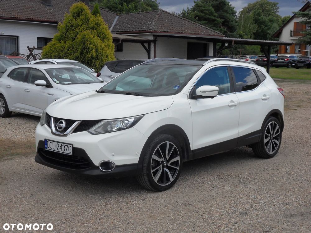 Nissan Qashqai 1.6 DCi Tekna+ - 1
