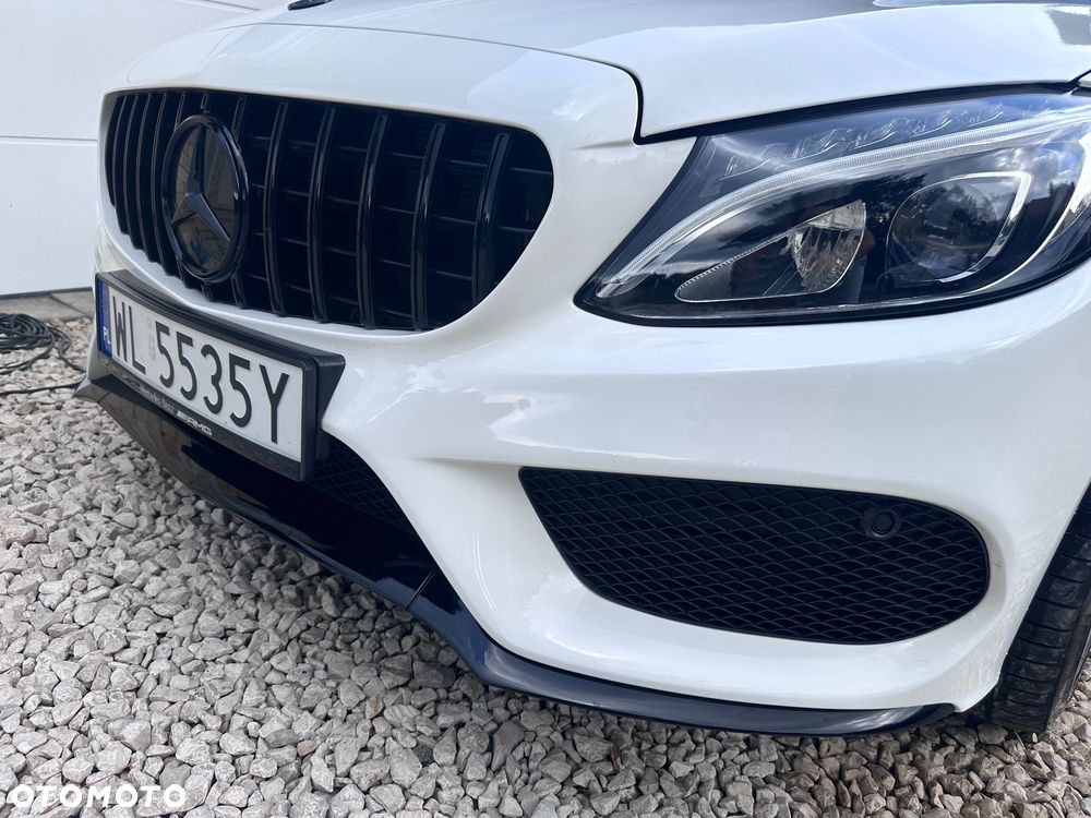 Mercedes-Benz Klasa C 300 7G-TRONIC - 31