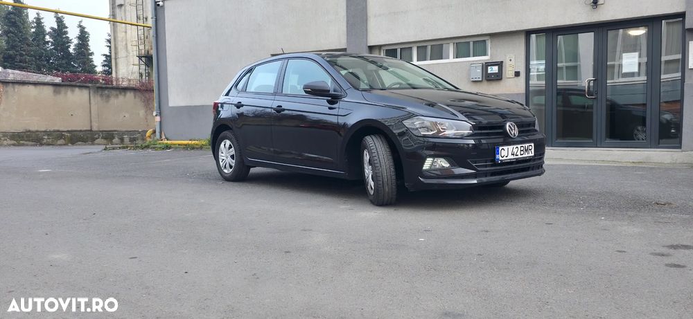 Volkswagen Polo - 1