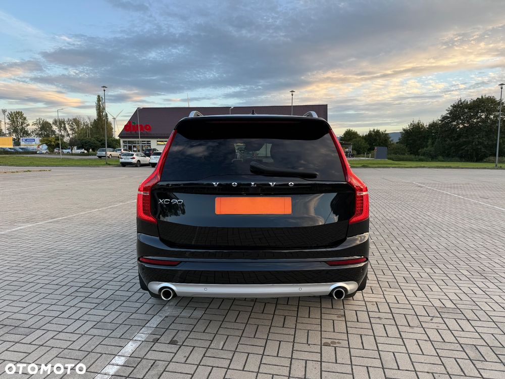 Volvo XC 90 - 5