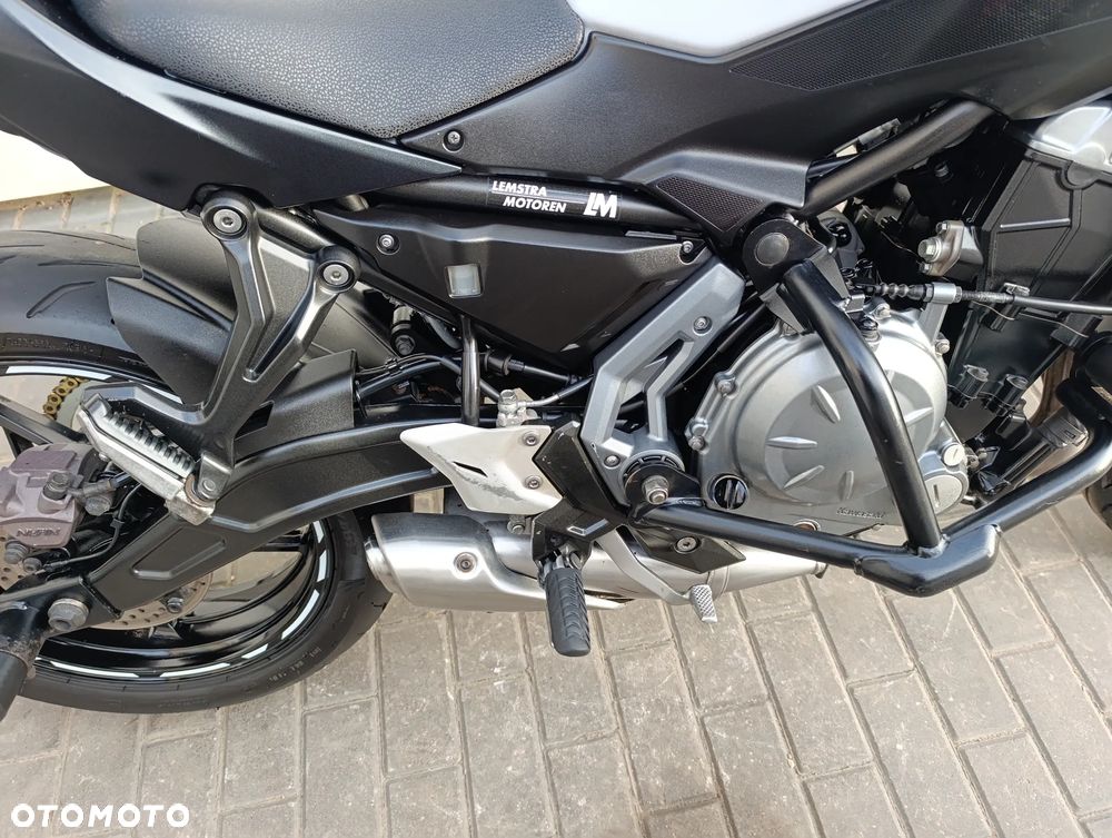 Kawasaki Z 650 - 25