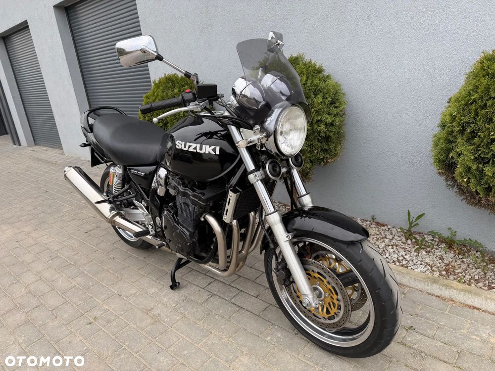 Suzuki GSX - 9