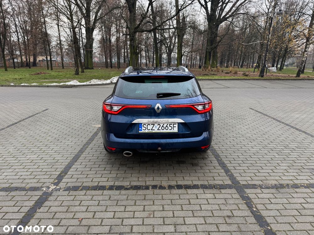 Renault Megane ENERGY TCe 140 EDC BOSE EDITION - 3