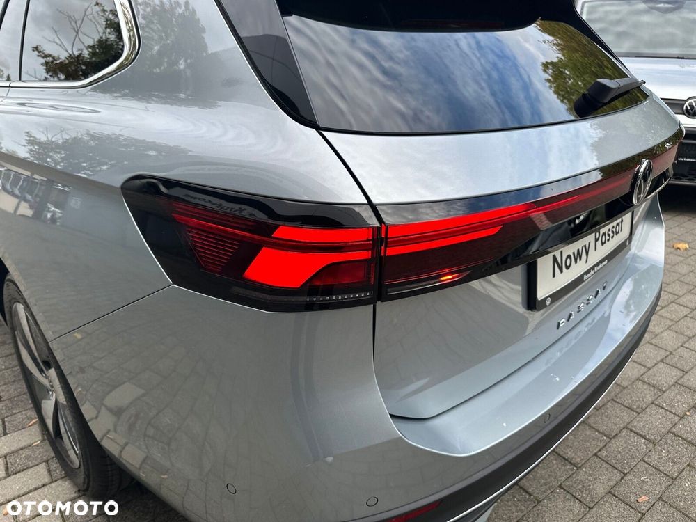 Volkswagen Passat - 36