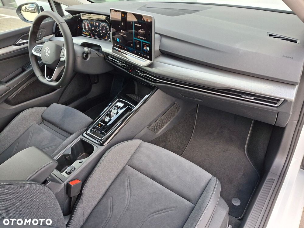 Volkswagen Golf Variant - 17