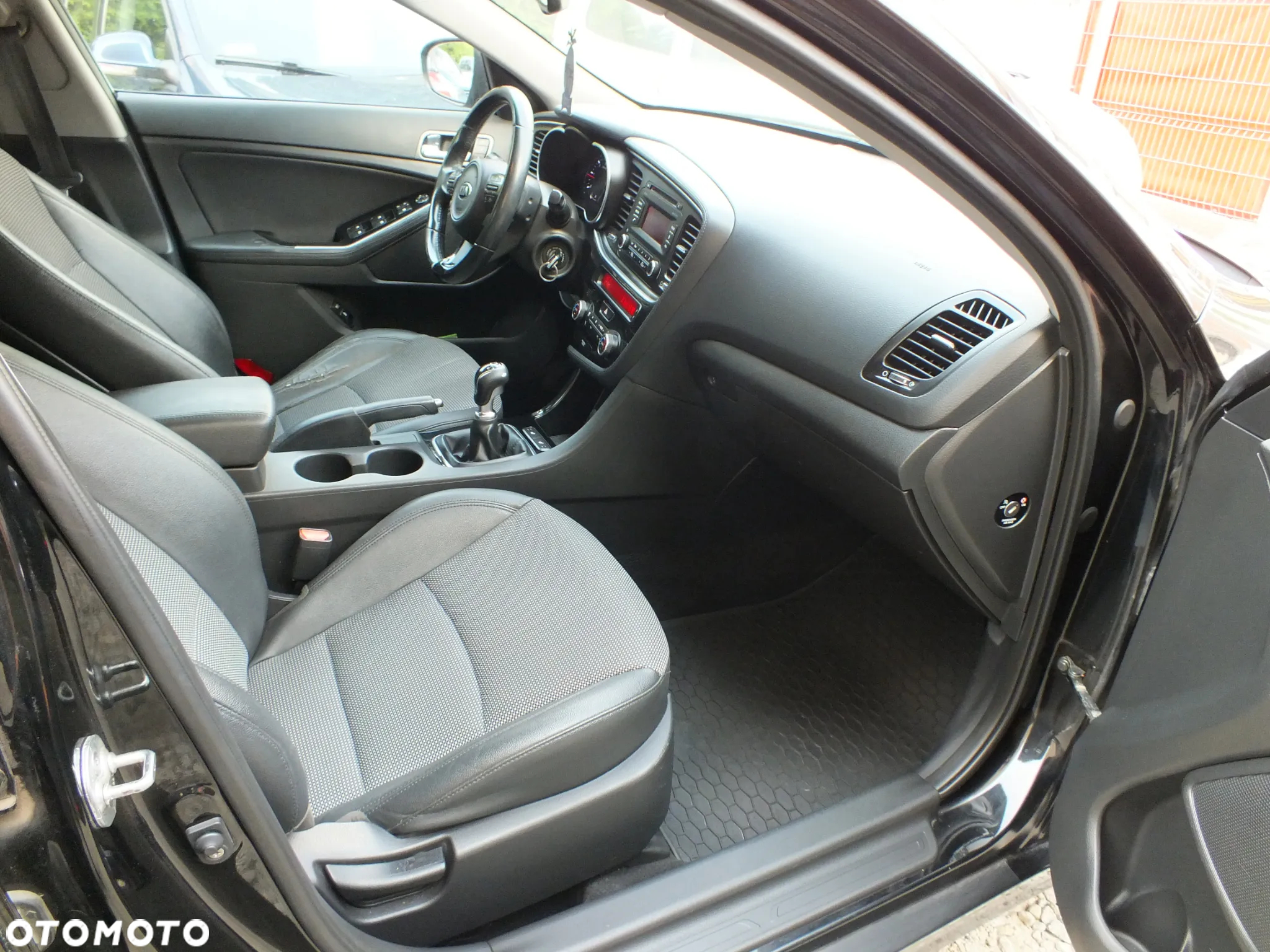 Kia Optima - 17