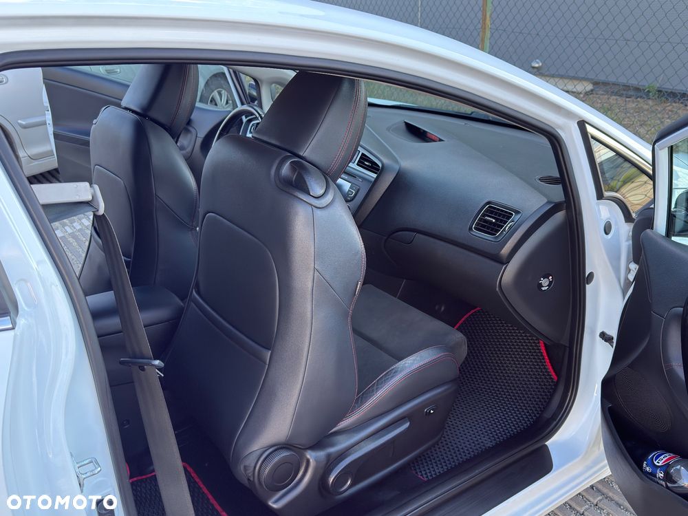 Kia Ceed - 16
