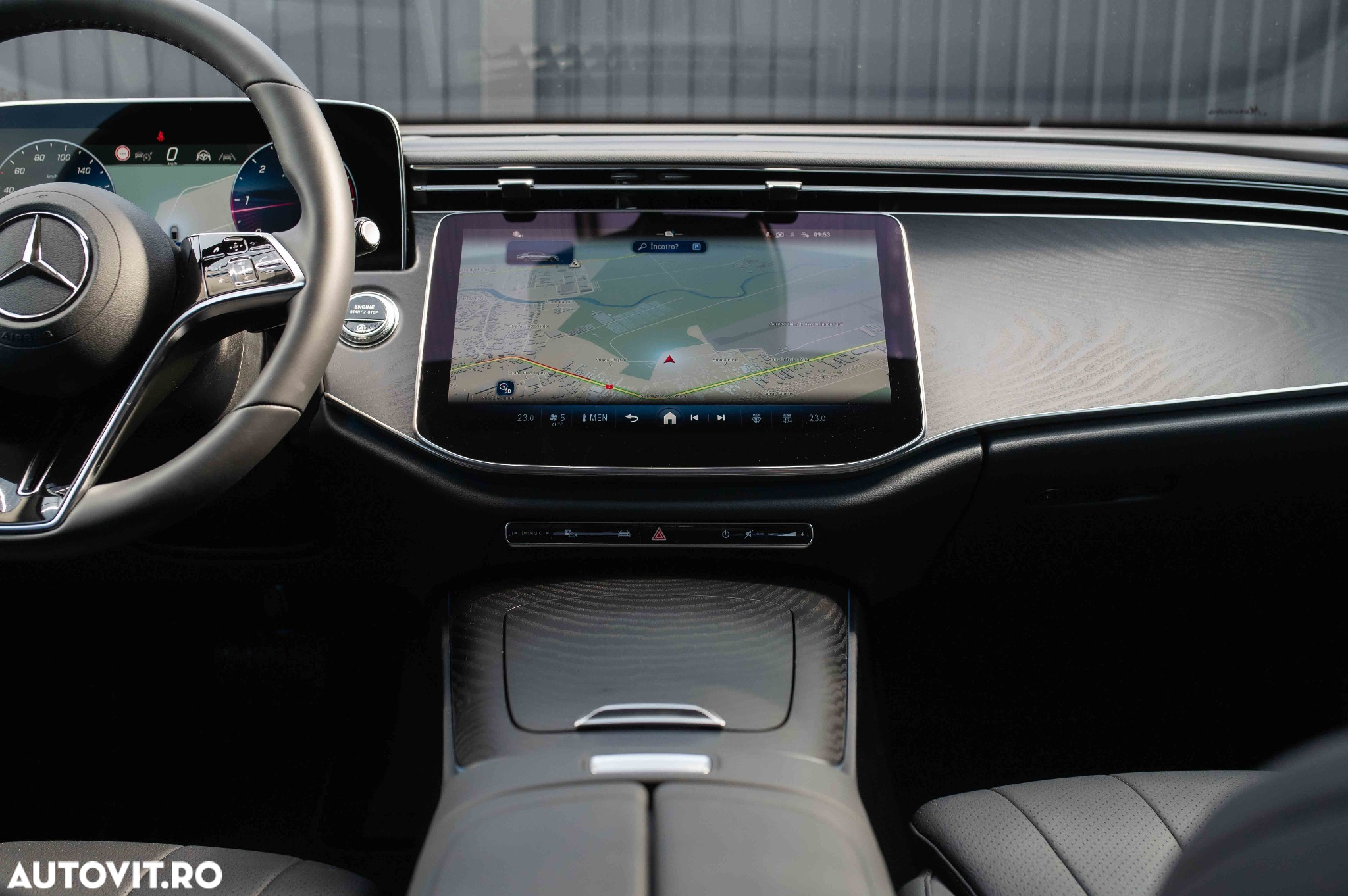 Mercedes-Benz E 220 d 4Matic 9G-TRONIC Edition AVANTGARDE - 18