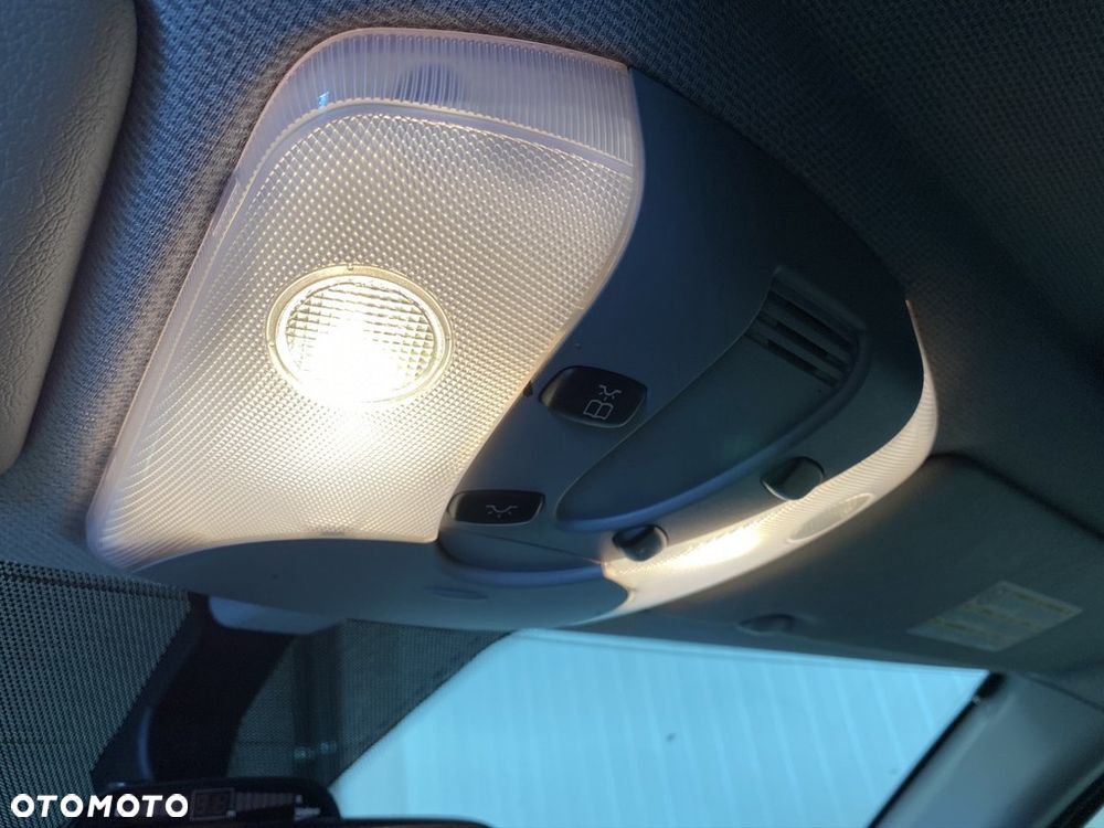 Mercedes-Benz Vito - 18