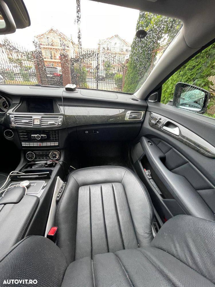 Mercedes-Benz CLS 350 CDI 4Matic 7G-TRONIC - 9