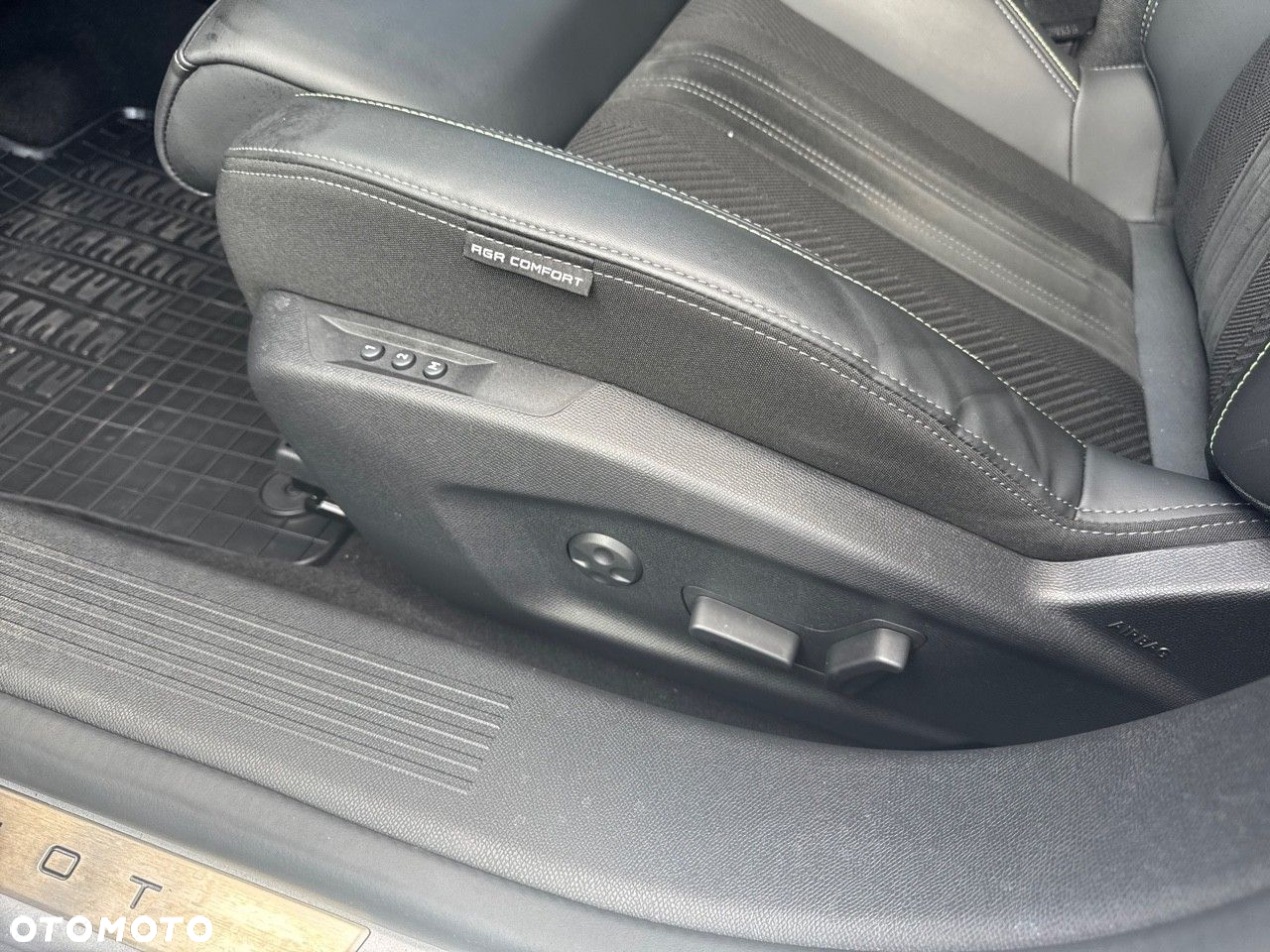Peugeot 308 - 14