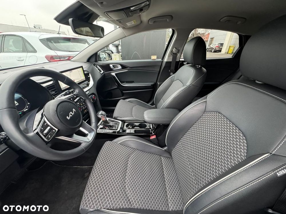 Kia XCeed 1.6 GDI PHEV Business Line DCT - 10