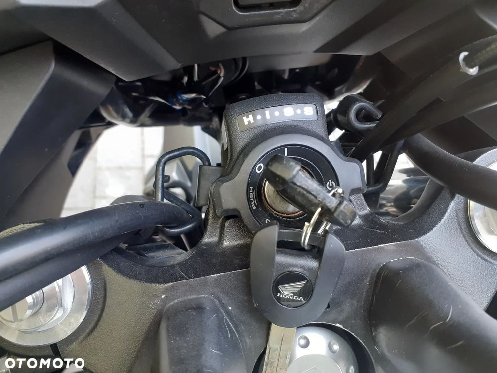 Honda CB - 2