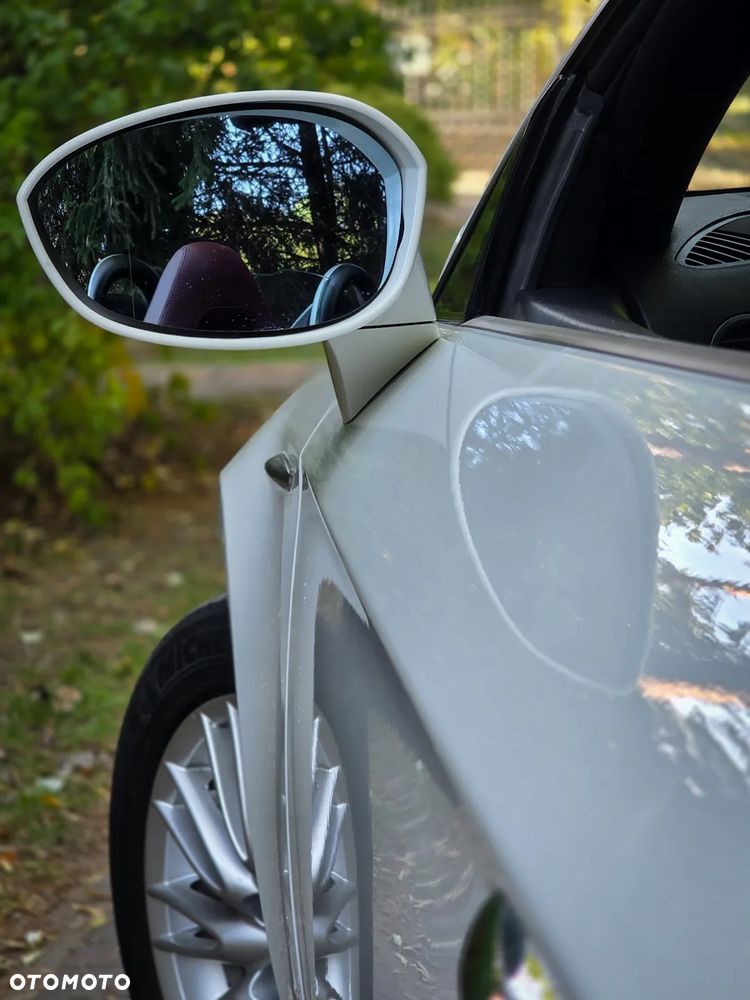 Alfa Romeo Spider 2.0JTDM - 5