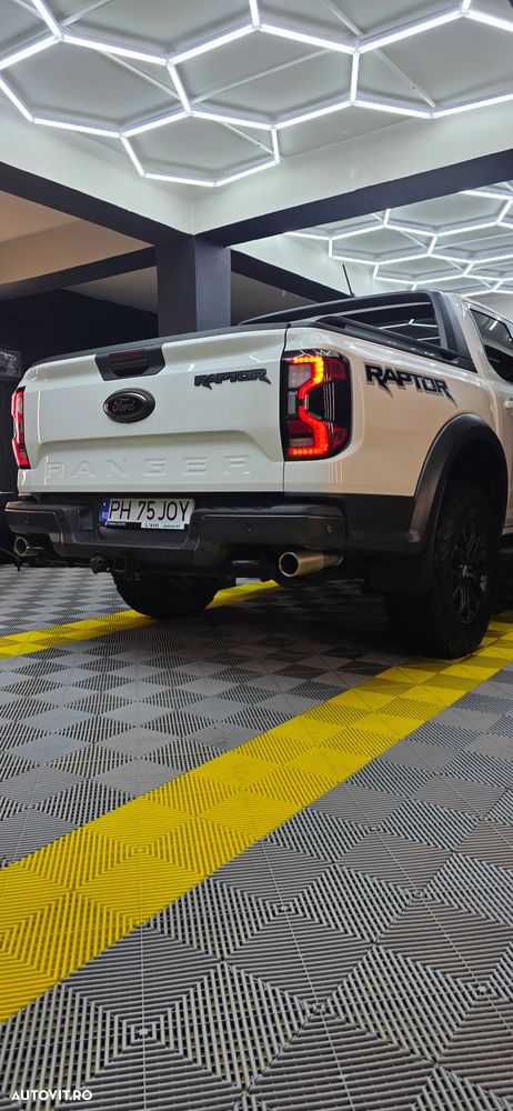 Ford Raptor - 9