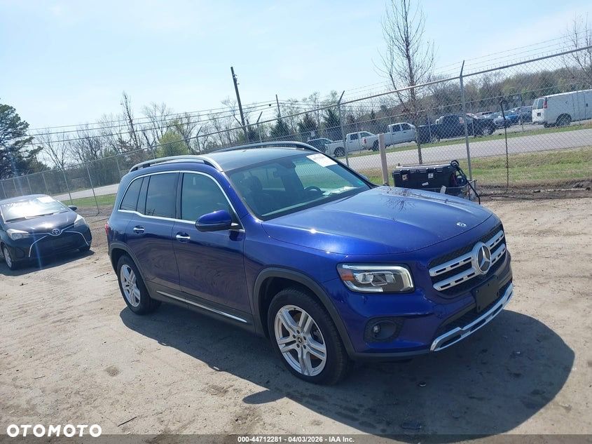 Mercedes-Benz GLB 250 4Matic 8G-DCT - 4