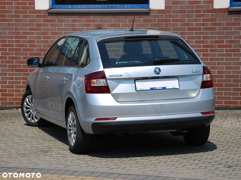 Skoda RAPID 1.0 TSI Ambition - 18