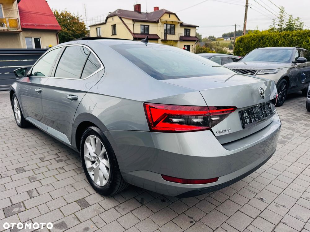 Skoda Superb 2.0 TSI Sportline DSG - 12