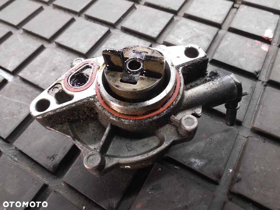 POMPA VACUM 9658701680 Peugeot 206 I 1.4 HDI - 2