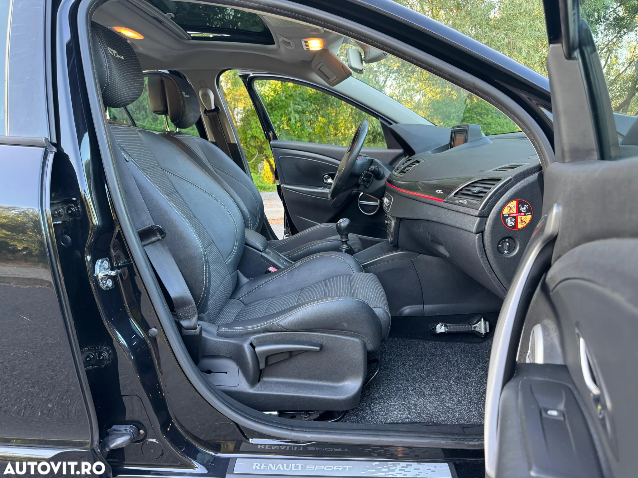 Renault Megane ENERGY dCi 110 GT LINE - 36