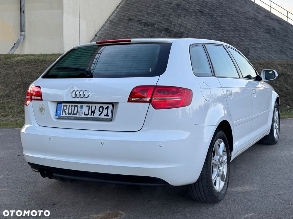 Audi A3 Sportback - 12