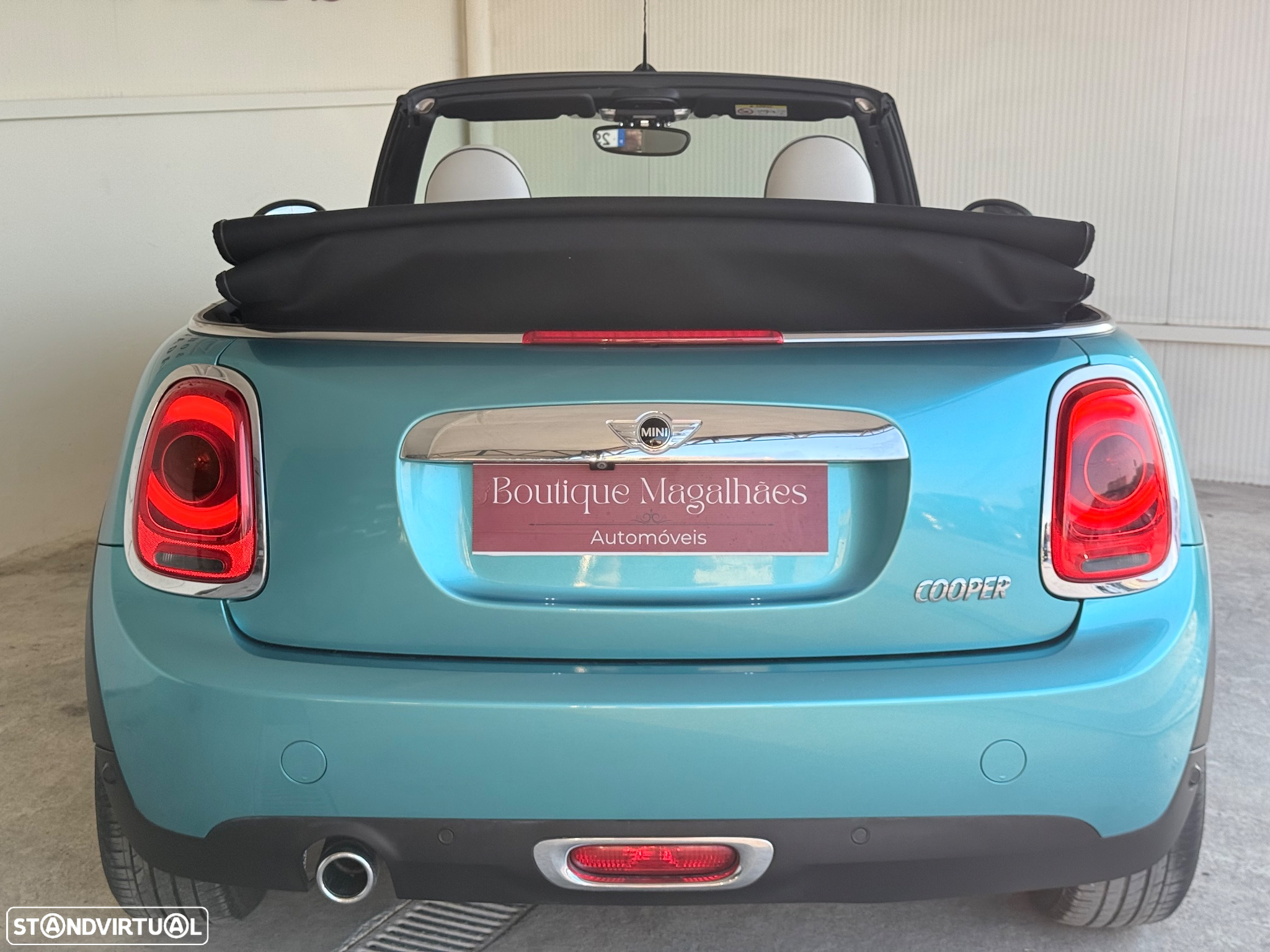 MINI Cabrio Cooper Auto. Essential - 29