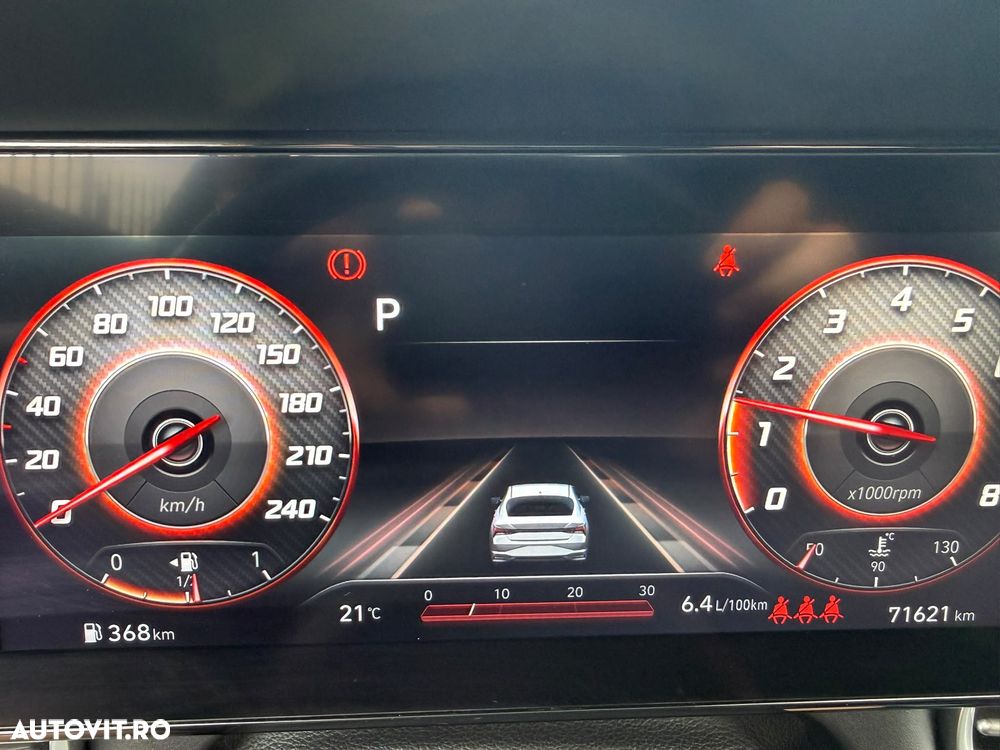 Hyundai Elantra 1.6 l 123 CP CVT Exclusive Navi - 26