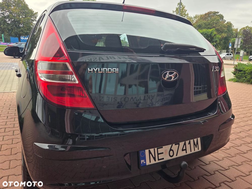 Hyundai i30 1.4 Blue Comfort - 14
