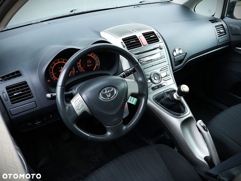 Toyota Auris 1.33 VVT-i Premium - 15