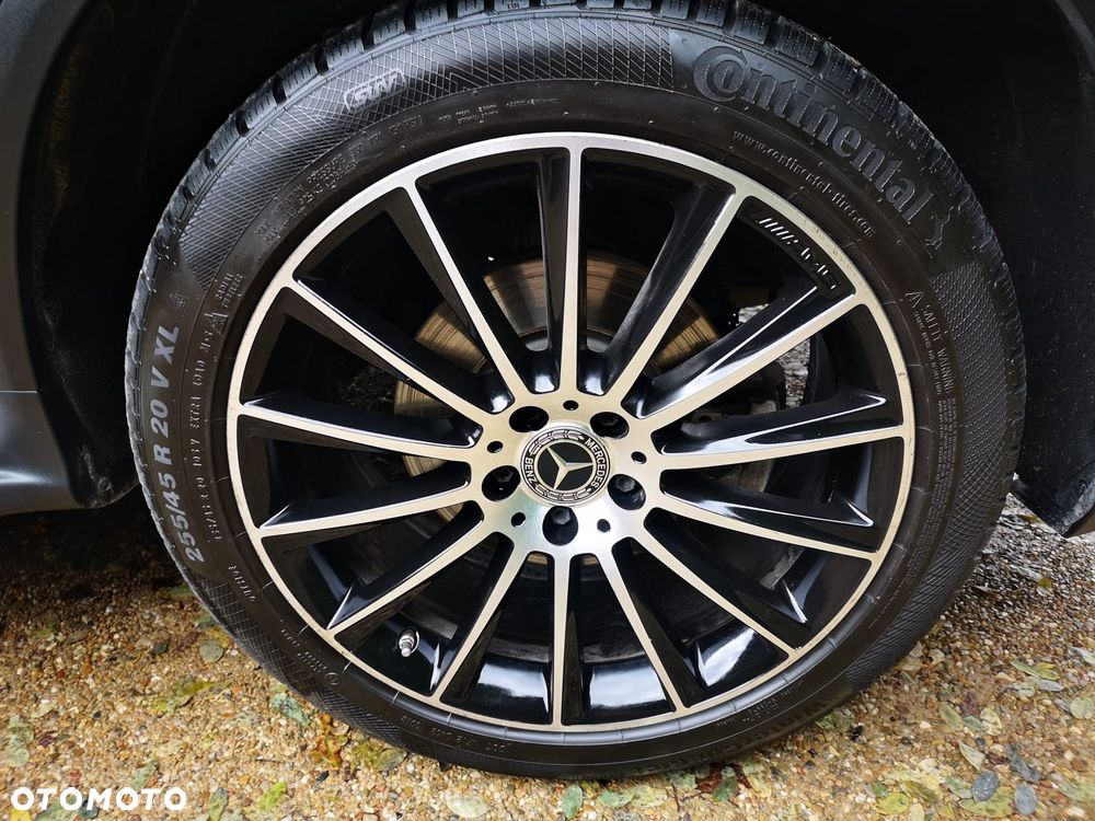 Mercedes-Benz GLC - 7