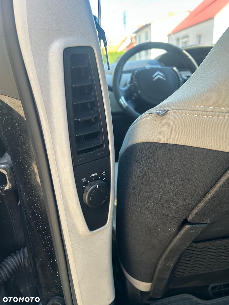 Citroën C4 Picasso - 9