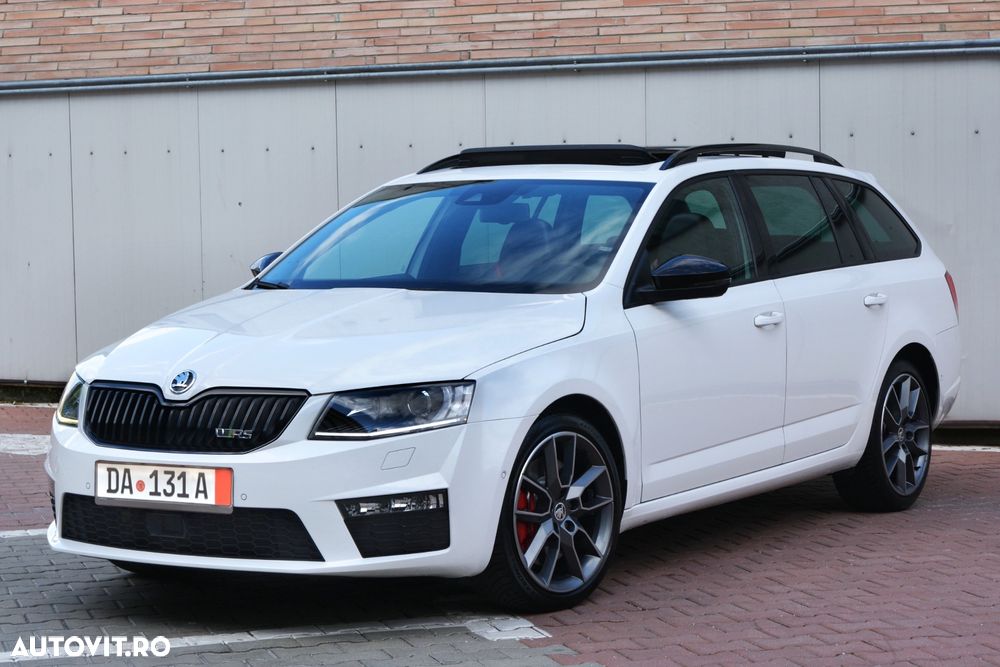 Skoda Octavia 2.0 TDI RS DSG - 1