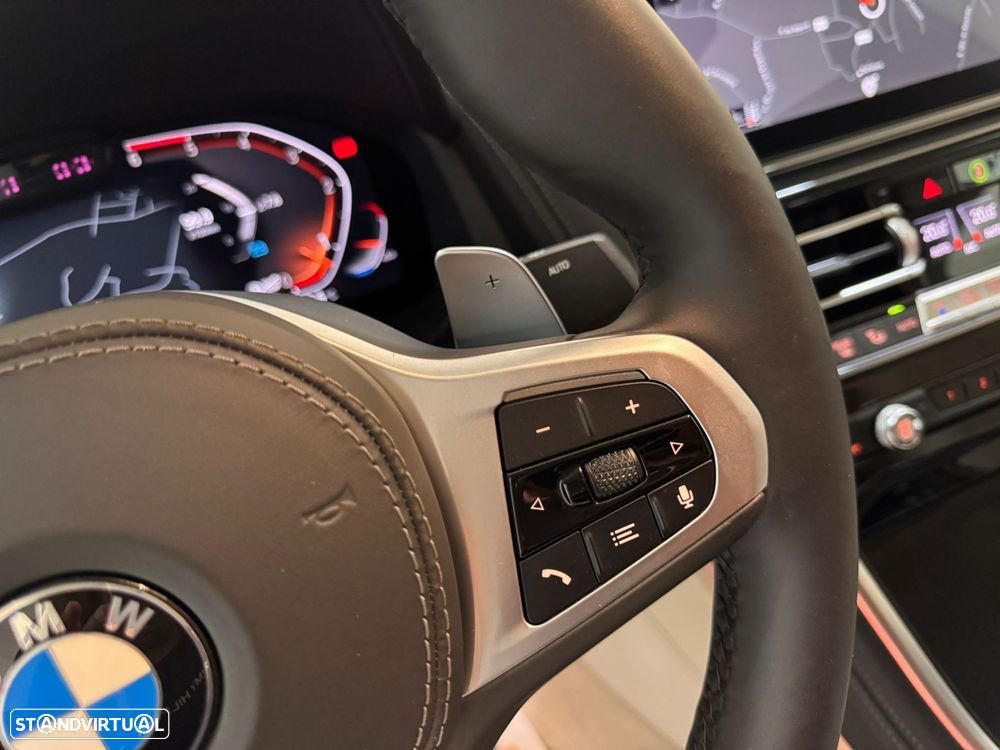 BMW 840 Gran Coupé d xDrive Pack M - 22