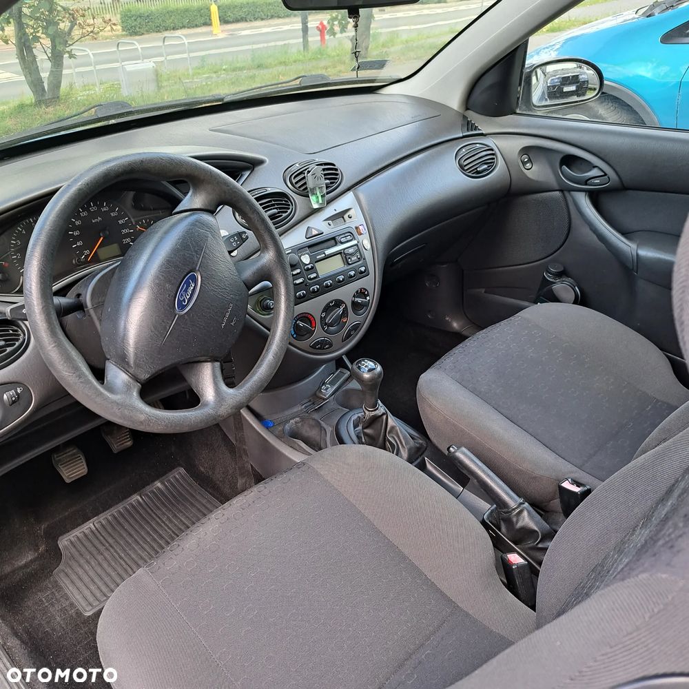 Ford Focus 1.4 Comfort - 5