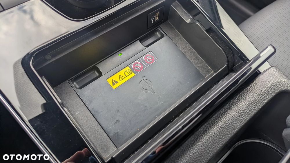 Toyota bZ4X 71.4kWh Executive - 13