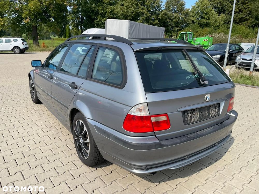 BMW Seria 3 320d Touring Edition Lifestyle - 6