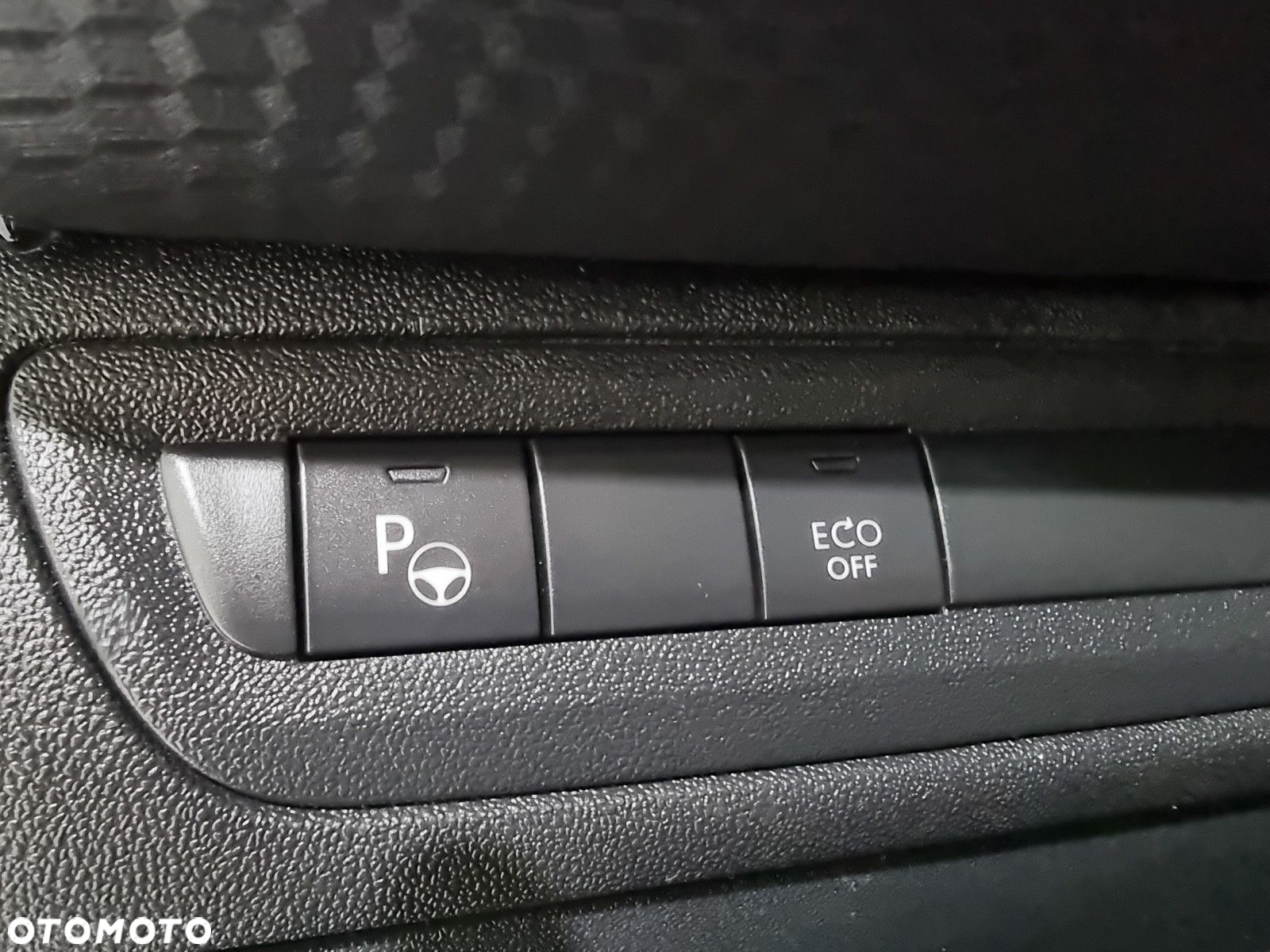 Peugeot 2008 - 17