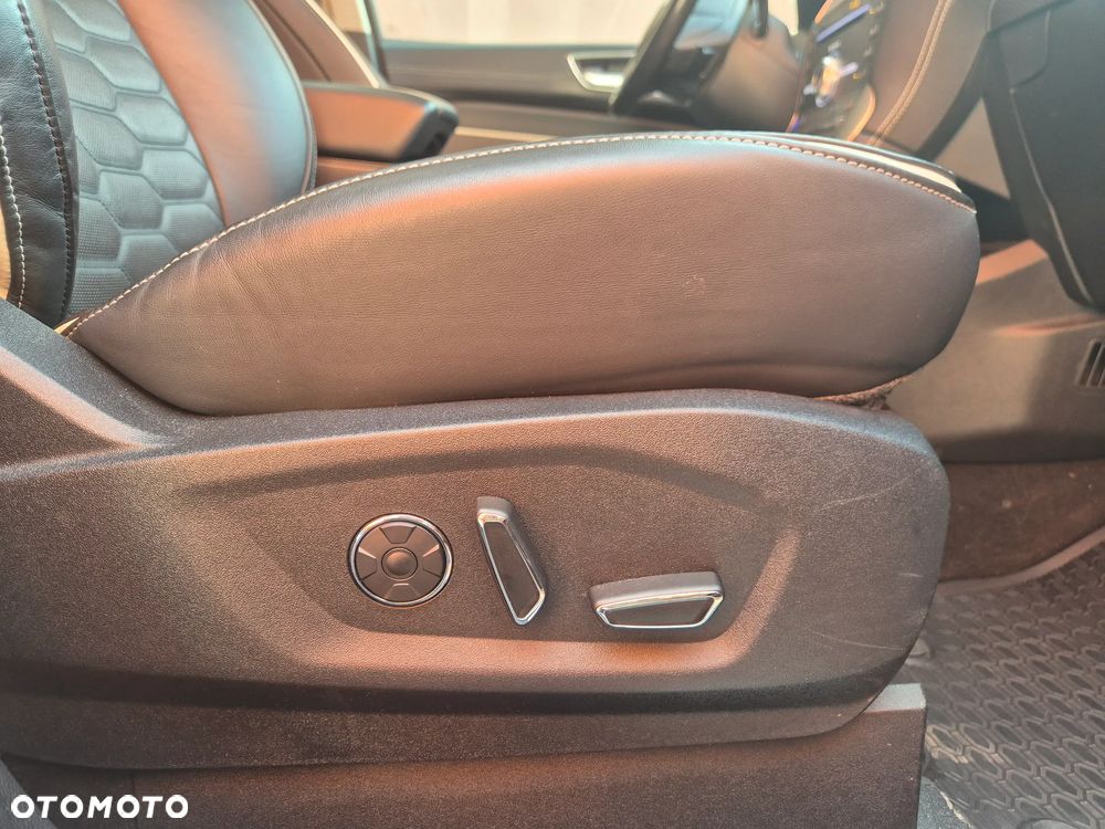 Ford S-Max 2.0 EcoBlue Vignale - 21