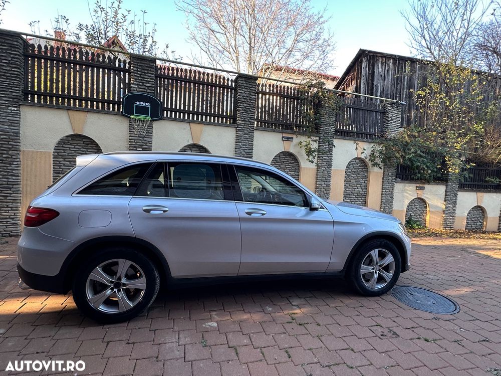 Mercedes-Benz GLC 250 d 4Matic 9G-TRONIC Exclusive - 9