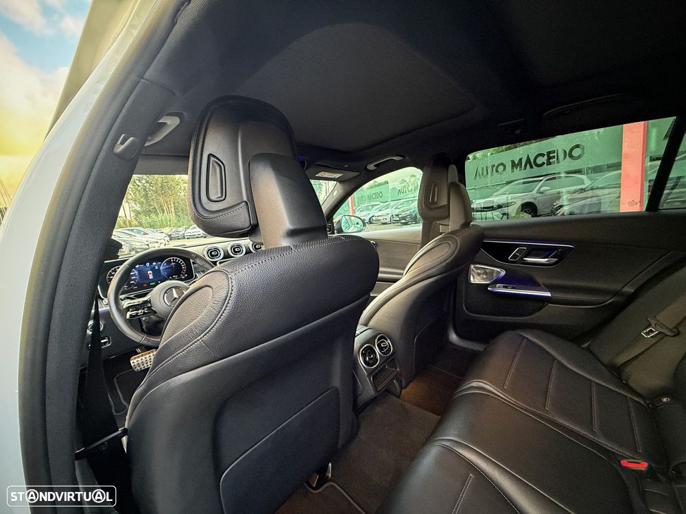 Mercedes-Benz C 300 e AMG Line - 35