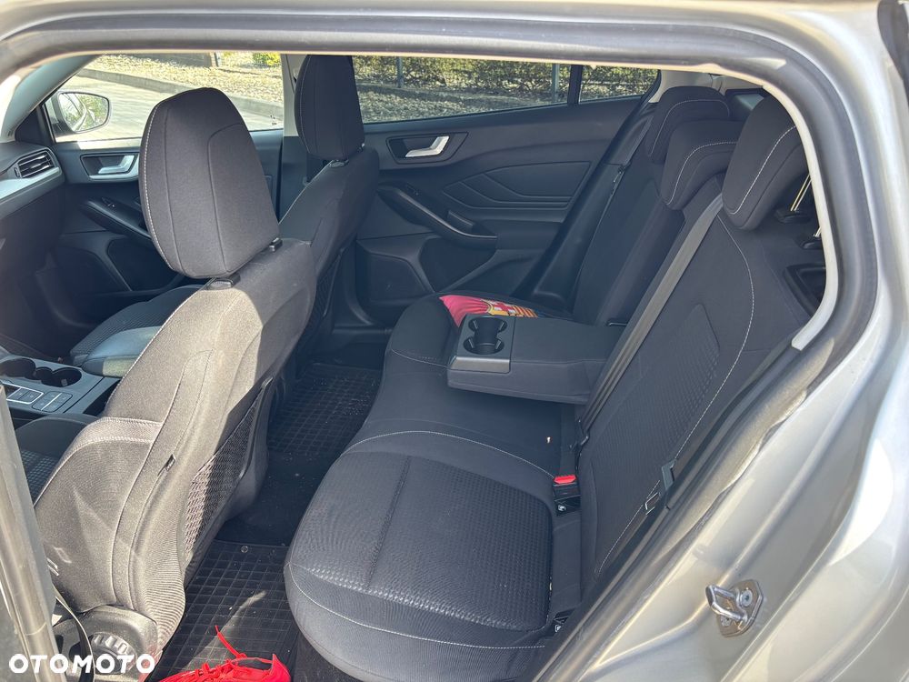 Ford Focus 2.0 TDCi Trend Sport ASS PowerShift - 7